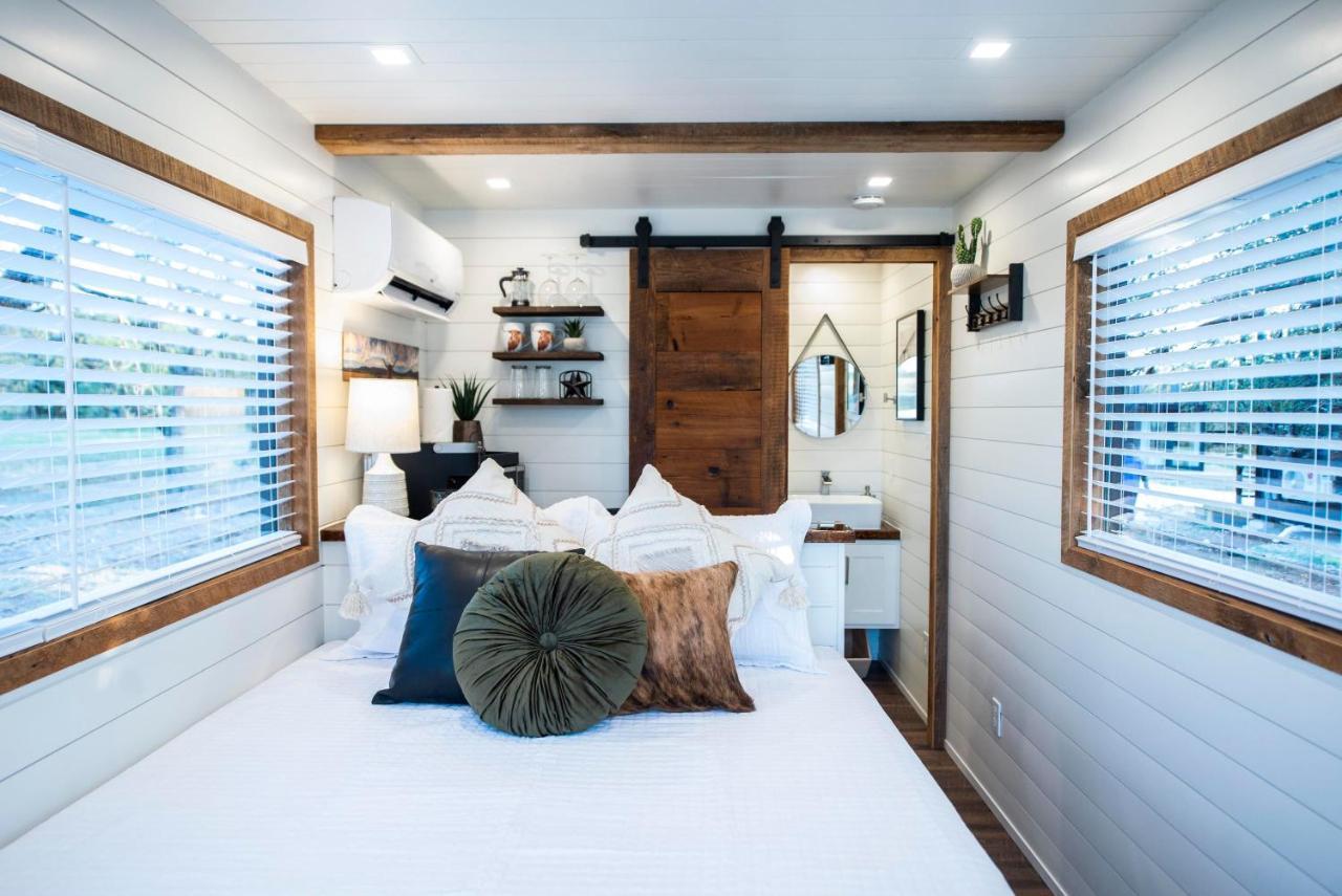 New The Lone Star Shipping Container Villa Fredericksburg Bagian luar foto