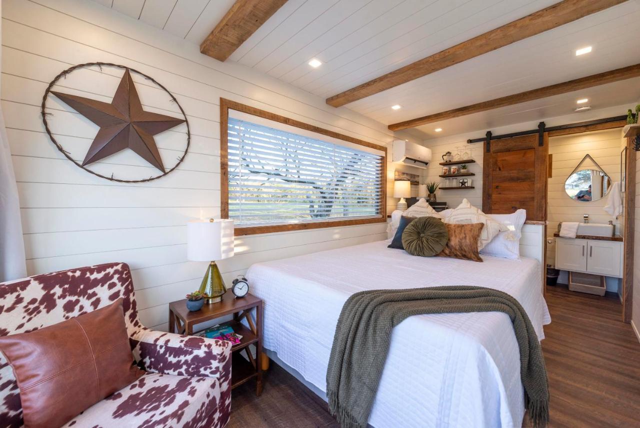 New The Lone Star Shipping Container Villa Fredericksburg Bagian luar foto