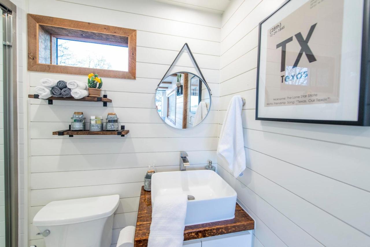 New The Lone Star Shipping Container Villa Fredericksburg Bagian luar foto